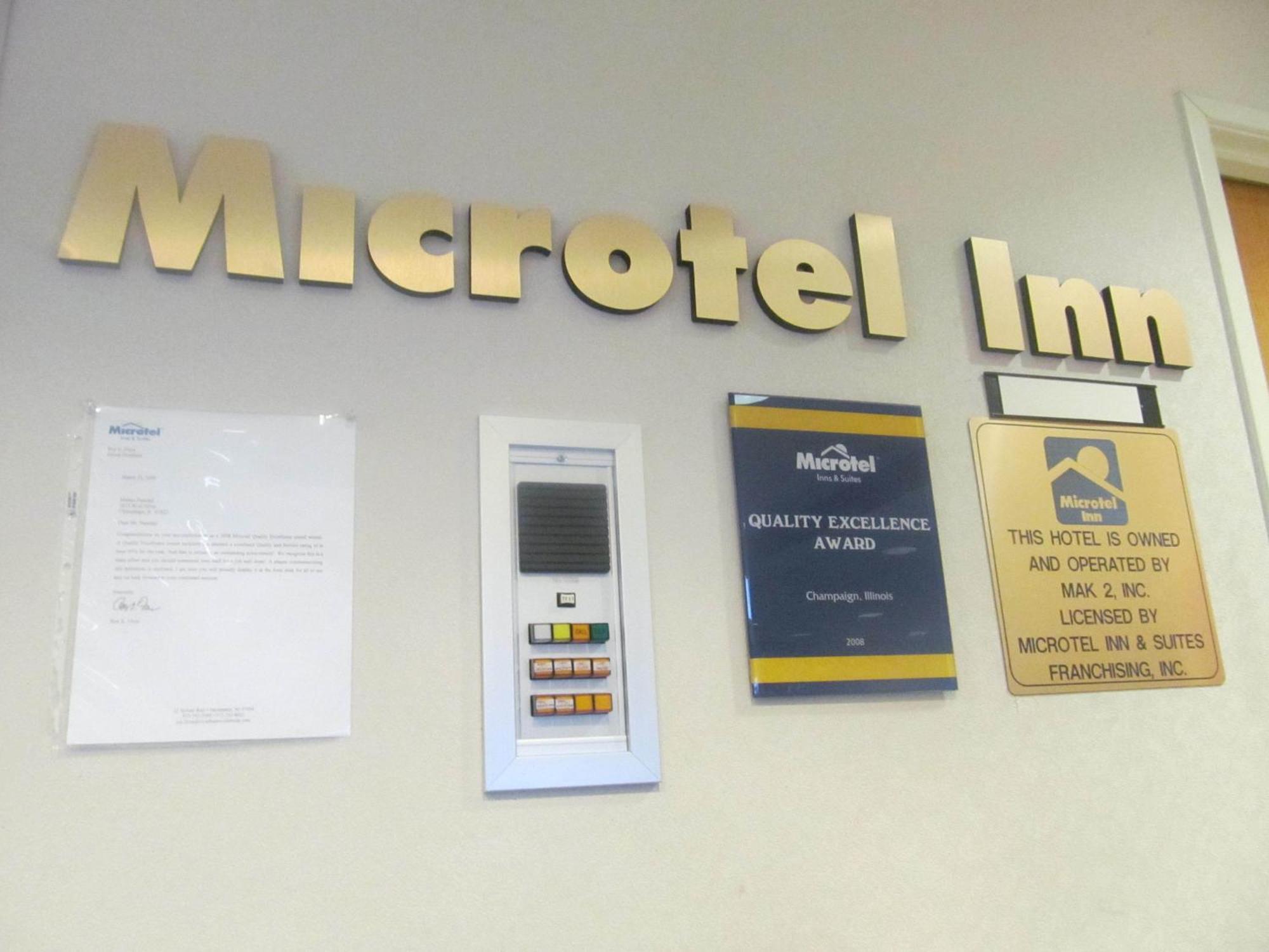 Microtel Inn By Wyndham Σαμπέιν Εξωτερικό φωτογραφία