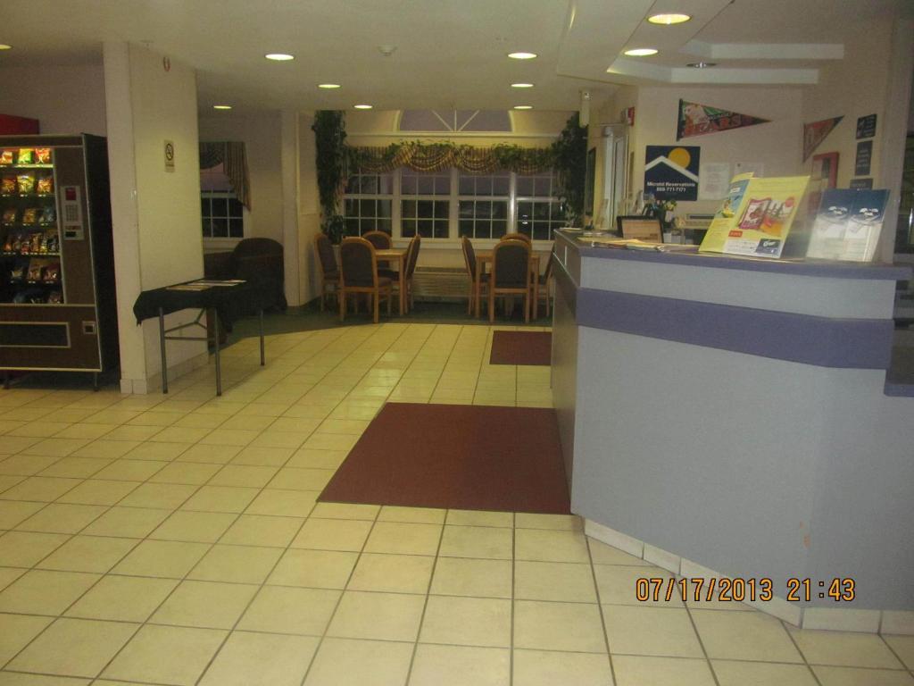 Microtel Inn By Wyndham Σαμπέιν Εξωτερικό φωτογραφία